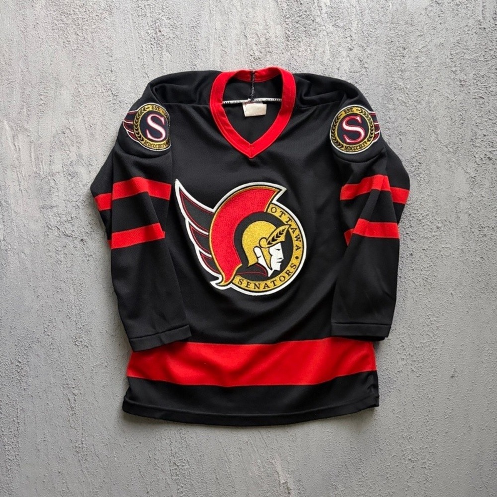 Vintage CCM Ottawa Senators Hockey Jersey XL Youth Black 90s NHL Sport Maska